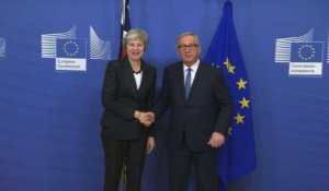 Brexit: May à Bruxelles pour le sprint final des négociations