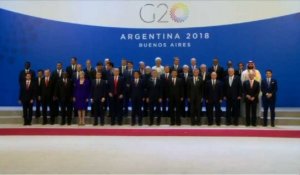 Les dirigeants du G20 posent pour une photo de famille