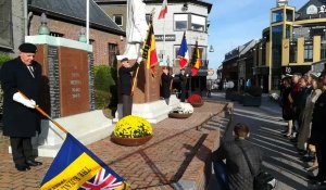 Mouscron : Commémoration aux monument aux morts