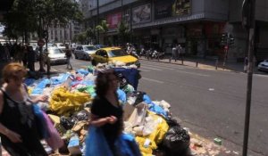 Grèce: les ordures s'entassent dans les rues d'Athènes
