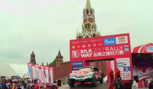 Russie: lancement du Silk Way rallye sur la Place Rouge