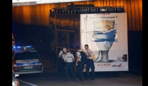 Paris: un bus touristique s'encastre dans un tunnel, un blessé grave