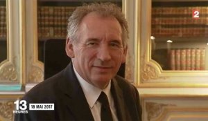 François Bayrou démissionne du gouvernement ! - ZAPPING ACTU DU 21/06/2017