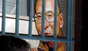 Hong Kong: des manifestants envoient des lettres à Liu Xiaobo