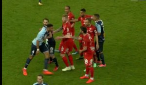 Ligue 2 : grosse altercation à la fin du match Le Havre-Brest (vidéo)