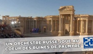 L'orchestre russe de Saint-Petersbourg joue au milieu des ruines de Palmyre