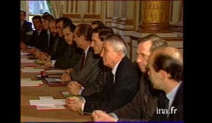 Premier conseil des ministres après les élections législatives de 1986