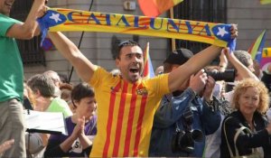 Au coeur de Barcelone, la Catalogne divisée sur l'indépendance