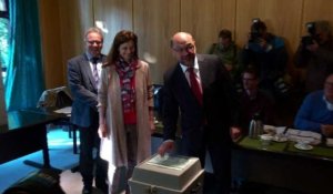 Allemagne: Martin Schulz a voté dans son fief de Wurselen