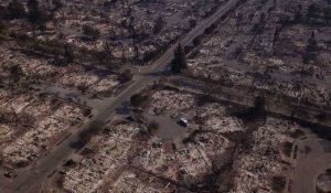 Incendies en Californie: "ce ne sont plus que des débris"