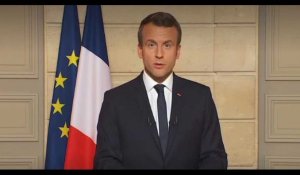 Emmanuel Macron a traité Laurent Gerra d'"enfoiré" après un sketch (Vidéo)