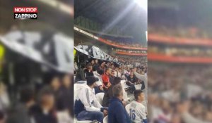 OL - Monaco : Une banderole perturbe le match (Vidéo)