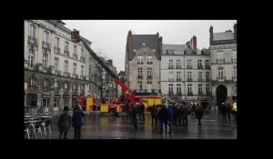 Un pompier saute du 3e étage à Nantes