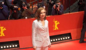 Isabelle Huppert est ravie de présenter son dernier film lors de la Berlinale 2018!