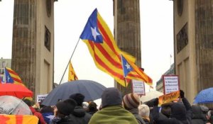 Rassemblement à Berlin pour demander la libération de Puigdemont