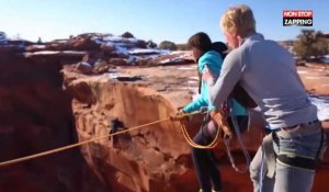Un homme pousse sa copine d'une falaise lors d'un saut à l'élastique (Vidéo)