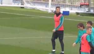 Cristiano Ronaldo récidive avec un nouveau retourné acrobatique bluffant (Vidéo)