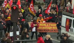 Grève: départ du cortège des fonctionnaires à Paris