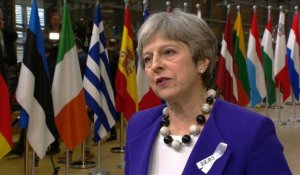 Theresa May: "la menace russe ne respecte pas les frontières"