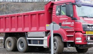 Sprimont un carwash à camion dans la carrière.