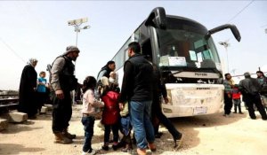 Syrie: des rebelles évacués de la Ghouta arrivent à Idleb