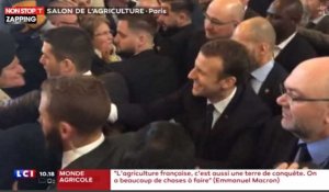 Emmanuel Macron hué et sifflé au Salon de l'Agriculture (Vidéo)
