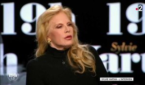 VIDEO. "Je n'aurais pas supporté le voir mettre en terre" : Pourquoi Sylvie Vartan n'a pas assisté aux obsèques de Johnny Hallyday