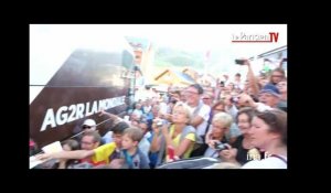 Tour de France. Romain Bardet accueilli en héros après sa victoire