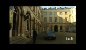 Arrivée du roi Albert II au Palais Royal
