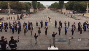 14 juillet : Quand la fanfare interarmées reprend du Daft Punk, la vidéo buzz ! 