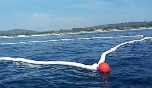 Pollution marine : La Marine nationale installeun boudin absorbant