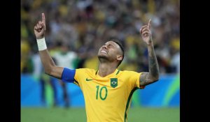 Neymar au PSG ? Sa réaction quand des journalistes lui posent la question (Vidéo)