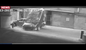 Une voiture tombée du ciel s'écrase, la vidéo WTF