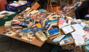 Le marché aux livres et aux vieux papiers à la Haute-Ville