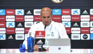 Attentats/Catalogne: "On pense aux victimes", dit Zidane