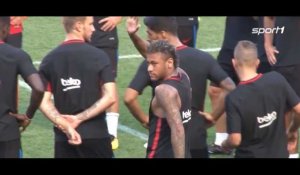 Neymar en retard à l'entraînement du Barça, Luis Suarez le sanctionne d'une claque (vidéo)