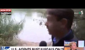Un journaliste de Fox News repousse des migrants à la frontière mexicaine (vidéo)