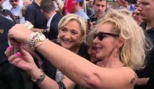 Mise en examen aggravée: Marine Le Pen "sereine"