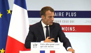 Plan pauvreté: Macron veut un "revenu universel d'activité"