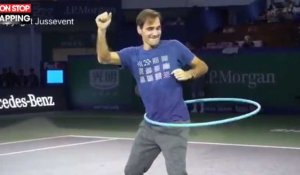 Roger Federer : Son improbable hula hoop avant son entrée en lice à Shanghai (Vidéo)