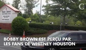 Bobby Brown accuse son ex-femme Whitney Houston de l'avoir forcé à consommer de la drogue