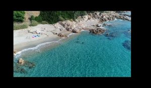 Eau turquoise, plages de rêve, à Ajaccio, l'été indien continue