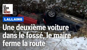 Lallaing: une deuxième voiture dans le fossé à cause de la neige, le maire décide de fermer la route