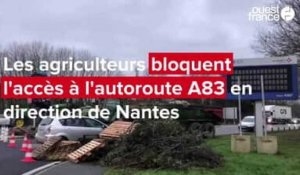 VIDÉO. En Vendée, les agriculteurs bloquent l'accès à l'A83 en direction de Nantes
