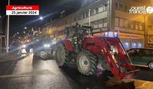 VIDEO. Agriculteurs en colère. Les tracteurs ont défilé dans les rues de Saint-Lô 