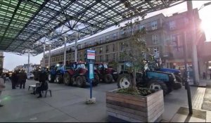 Amiens: les tracteurs à la gare et Saint-Leu