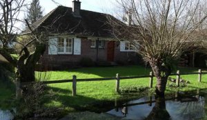 Des maisons à l'abandon et des villages fantômes dans le Pas-de-Calais