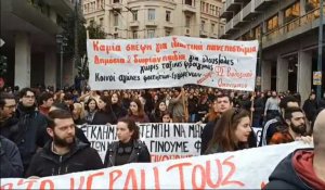 Grèce: manifestation à Athènes un an après la tragédie ferroviaire