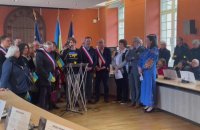 Saint-Omer : inauguration de l'exposition "Unissued Diplomas" et témoignage d'Oles, 17 ans, Ukrainien, qui fait ses etudes à la Malassise