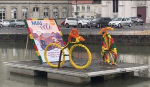 Saint-Omer : Le traditionnel char à fleurs qui annonce le début de Mai à Vélo est à flot